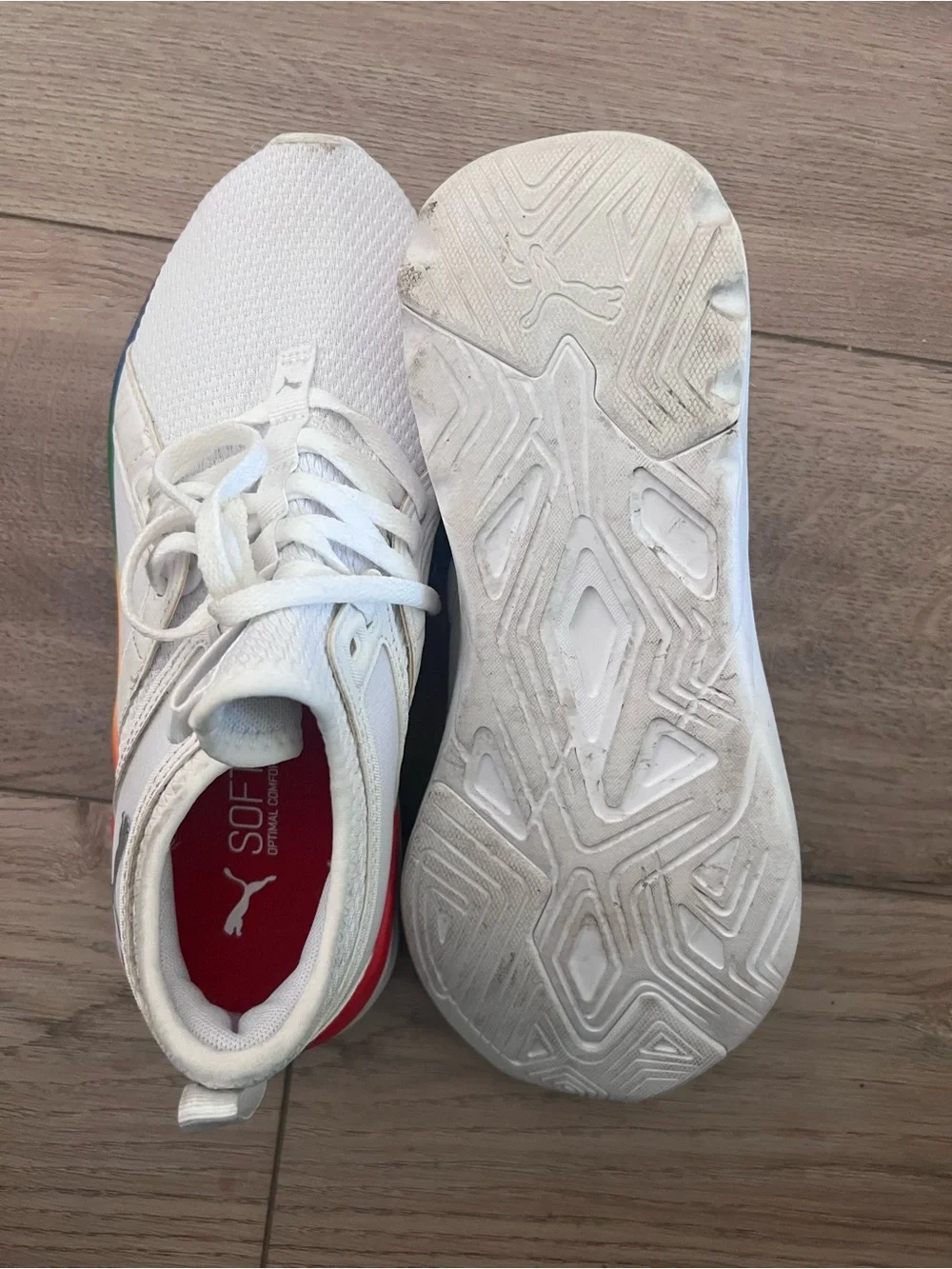 Puma Women’s White Athletic Sneakers with Red Insole and Blue Trim